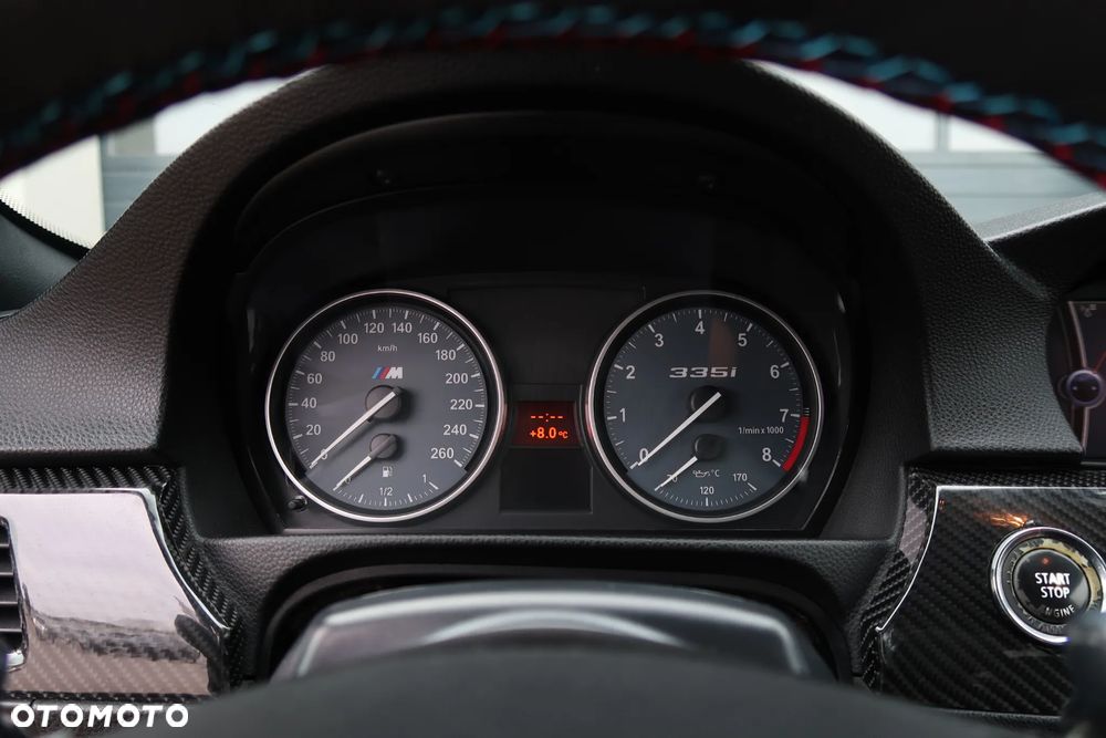 BMW Seria 3 335i - 25