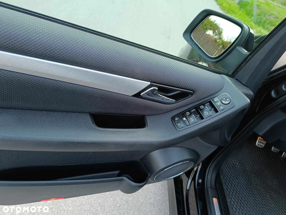 Mercedes-Benz Klasa B 180 CDI DPF - 9