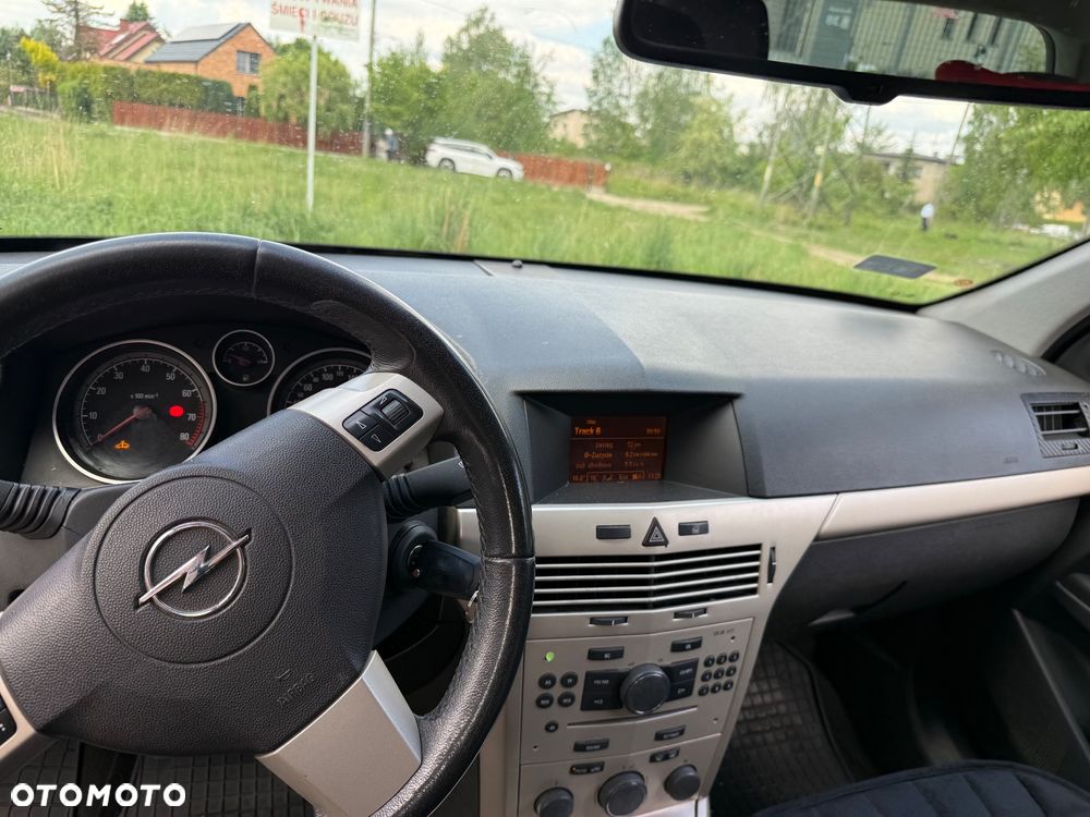 Opel Astra 1.4 Enjoy - 9