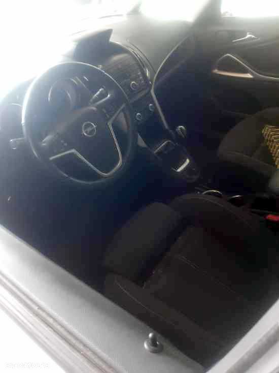 Opel Zafira - 7