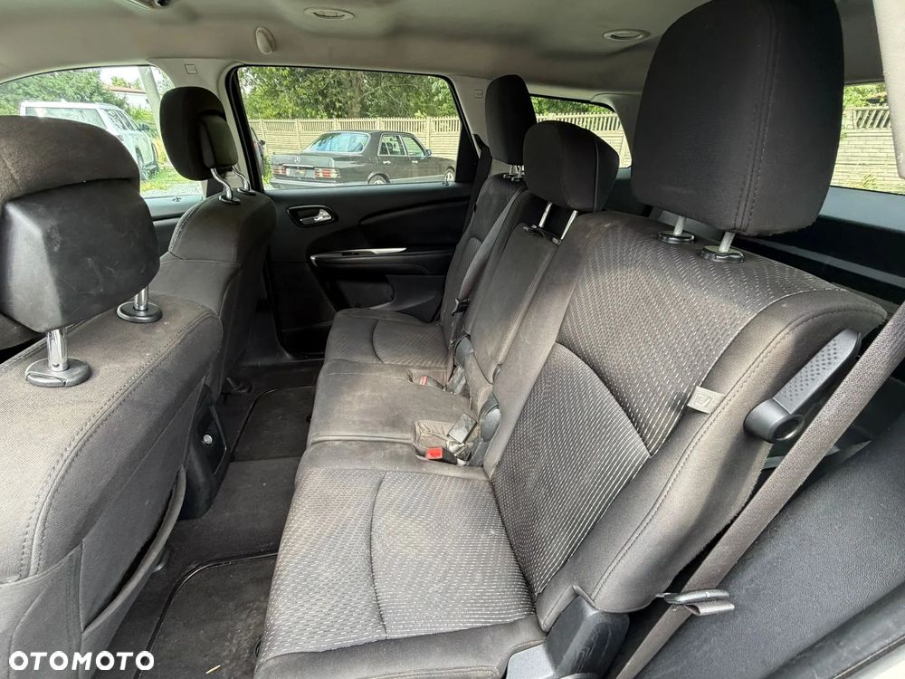 Dodge Journey - 4
