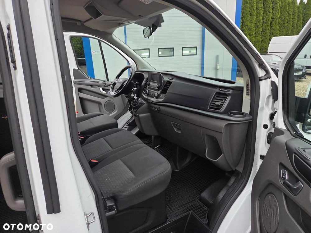 Ford Transit Custom - 23