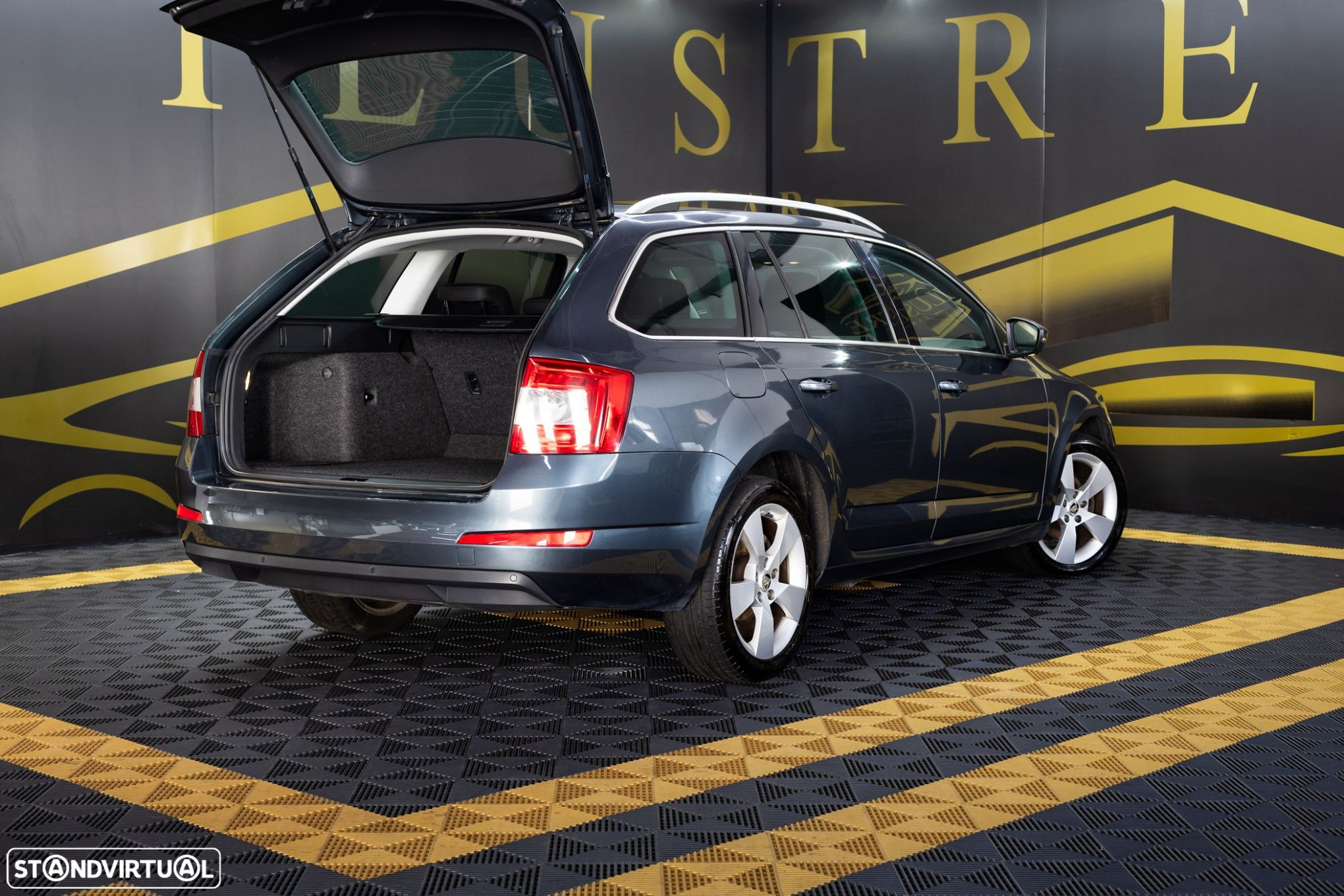 Skoda Octavia Break 1.6 TDi Ambition - 7