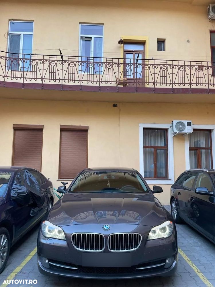 BMW Seria 5 520d - 8