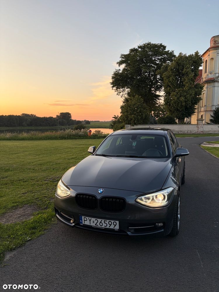 BMW Seria 1 116d Sport Line - 1