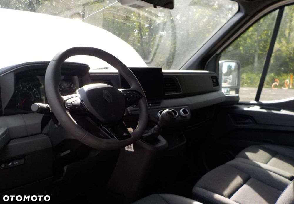 Renault Master - 32