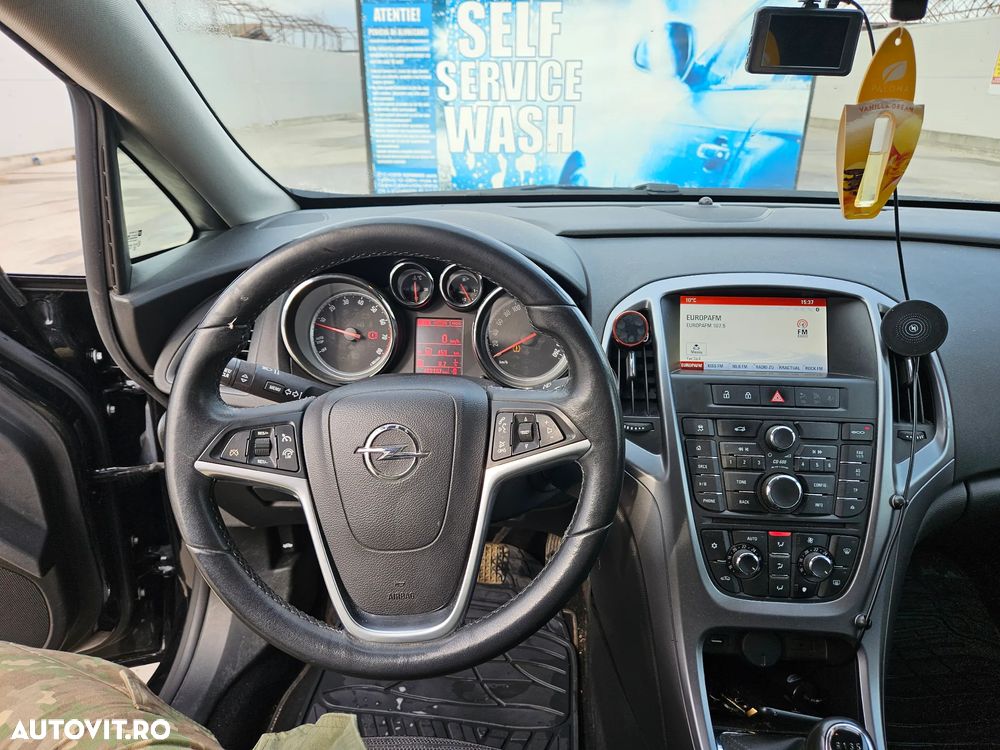 Opel Astra 1.4 ECOTEC Turbo Enjoy - 4
