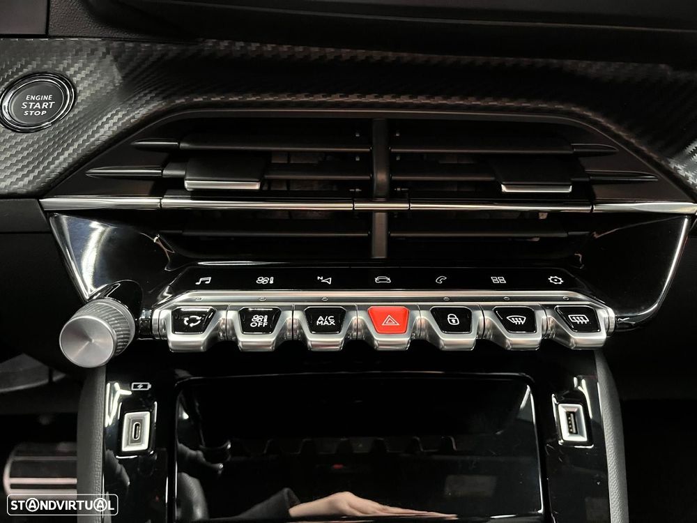 Peugeot 208 PureTech 130 EAT8 GT Pack - 19