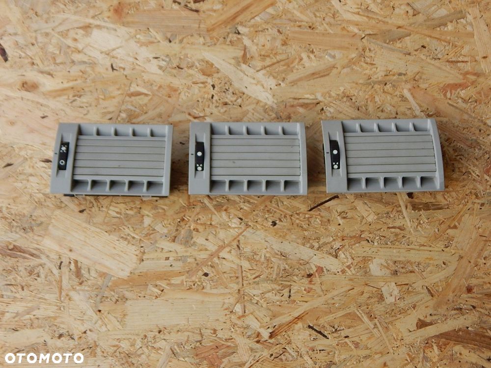 vw t5 multivan caravelle kratka nawiewu podsufitki tył 7h0820951 - 1