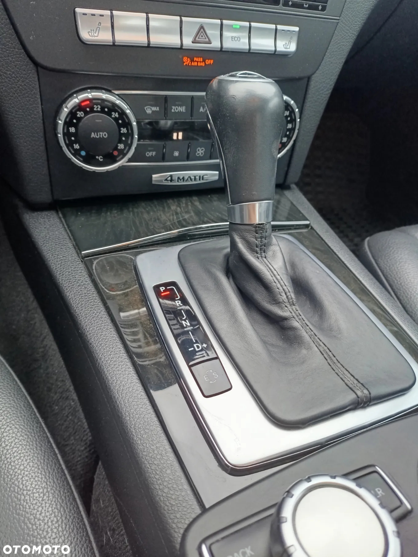 Mercedes-Benz Klasa C 350 4Matic 7G-TRONIC Avantgarde Edition - 29