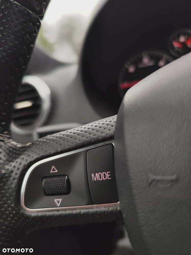 Audi A3 Sportback 2.0 TDI DPF S line Sportpaket (plus) - 30