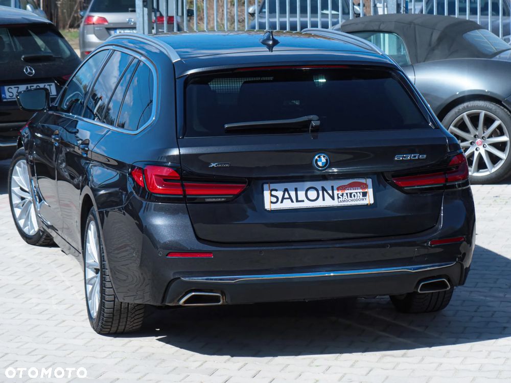 BMW Seria 5 530e xDrive Luxury Line - 34
