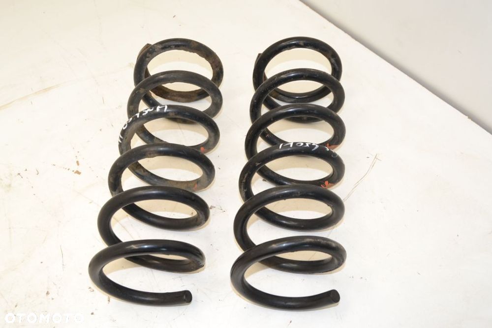 Sprężyny tył Lexus GS 450h - 3
