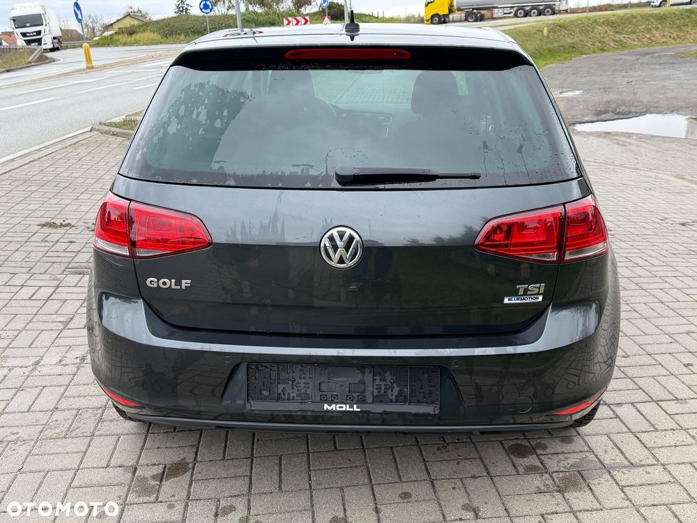 Volkswagen Golf - 13