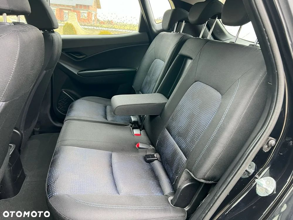 Hyundai ix20 - 12