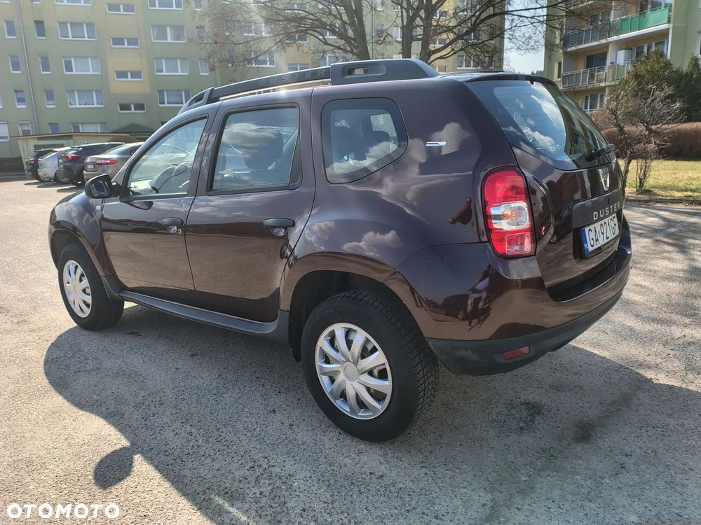 Dacia Duster 1.6 SCe Laureate S&S - 10