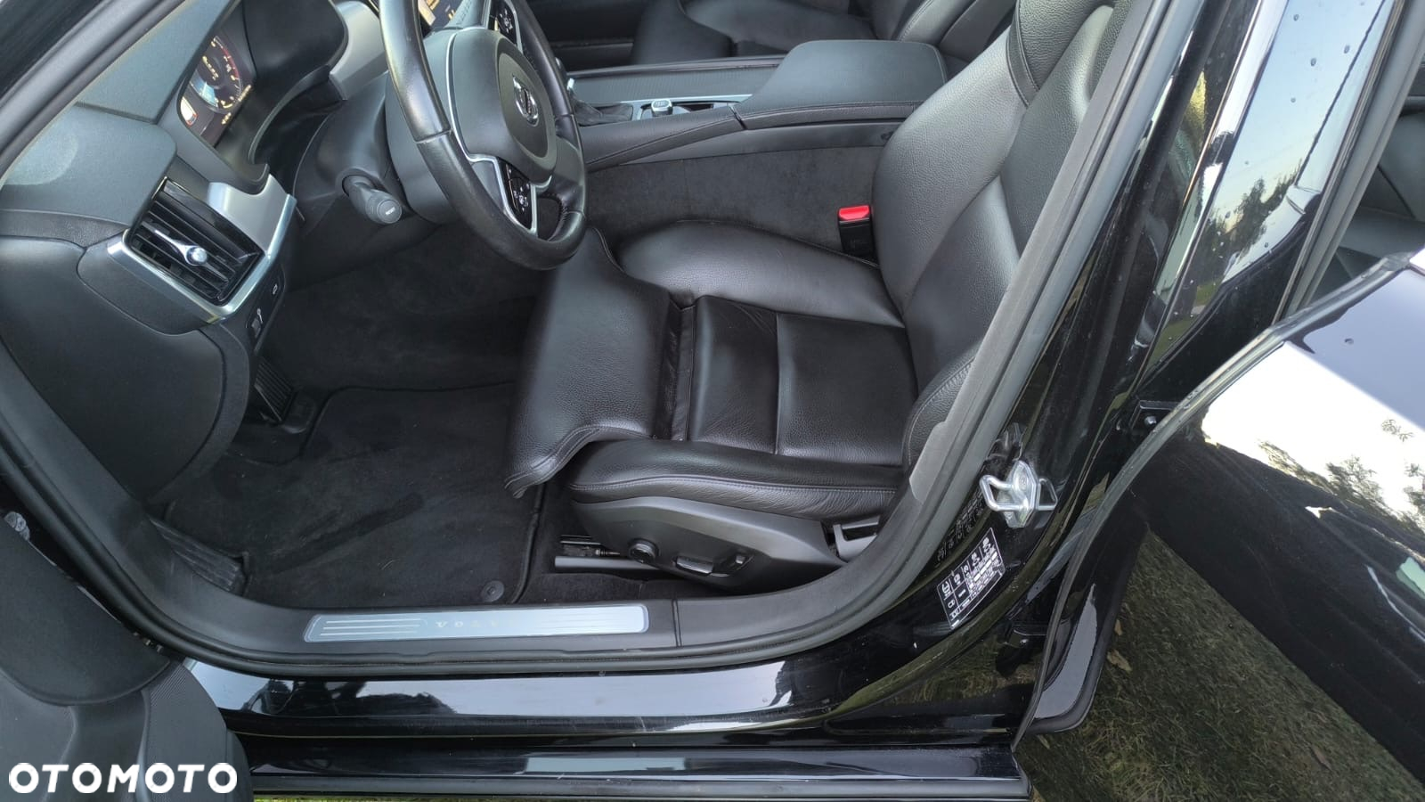Volvo V90 T5 Momentum - 16