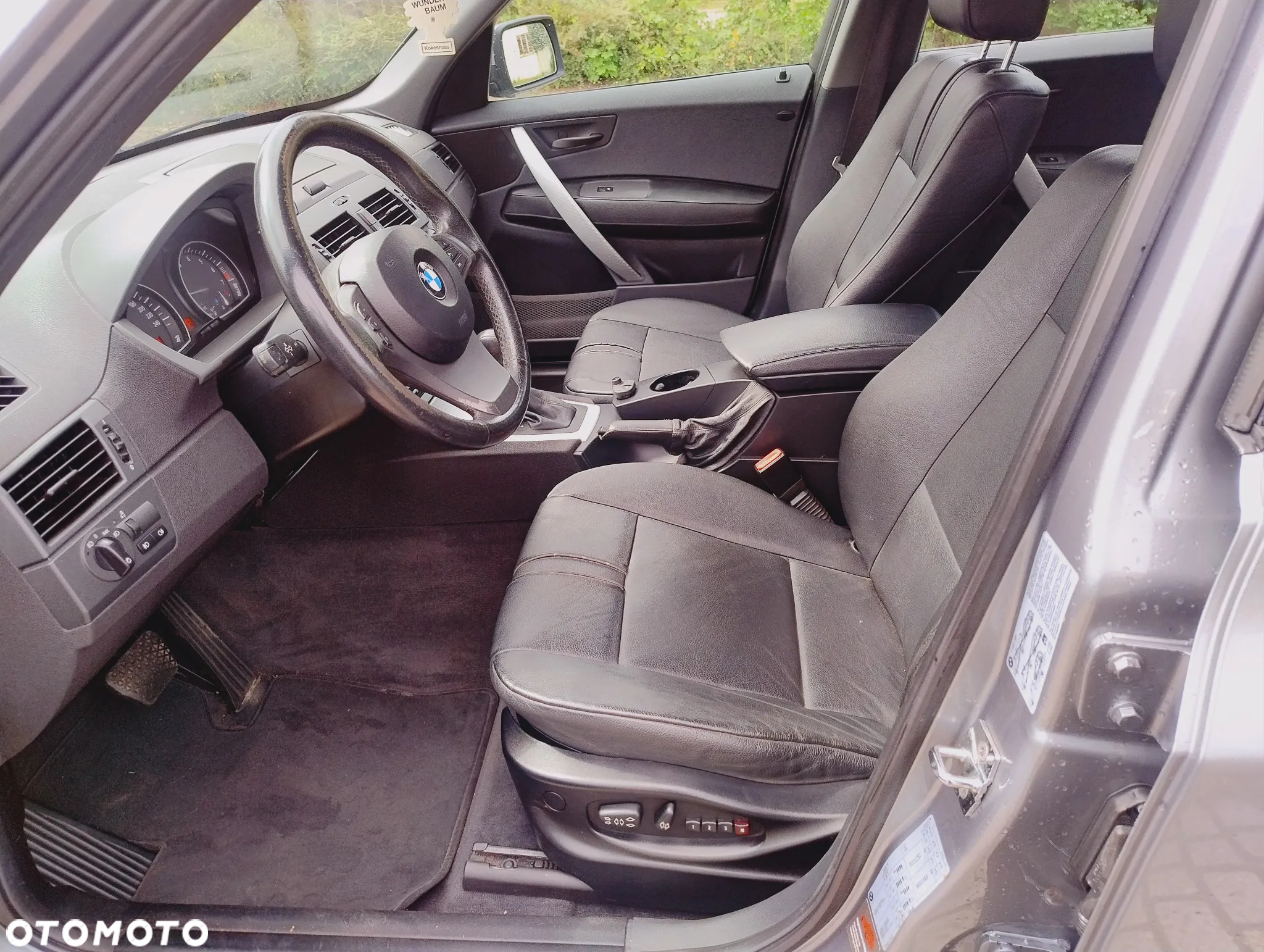 BMW X3 3.0i - 9