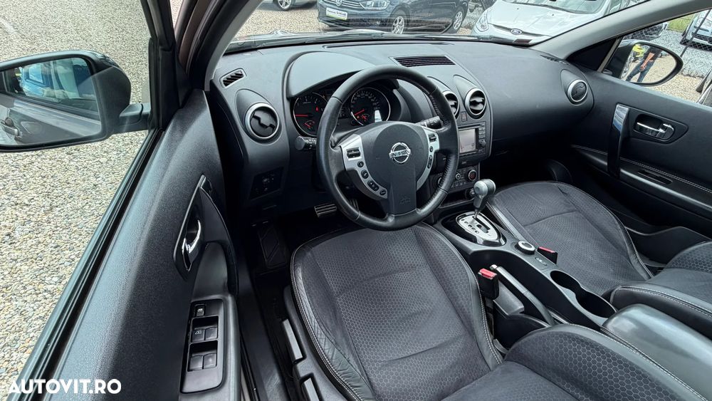 Nissan Qashqai 2.0 dCi DPF 4x4 Aut 360 - 10