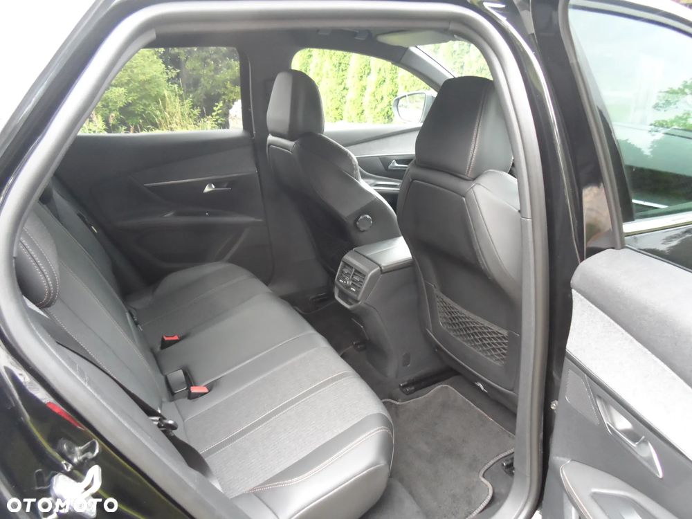 Peugeot 3008 1.2 PureTech GT S&S - 21