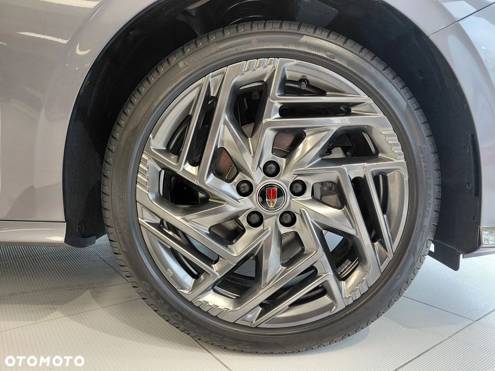 Hongqi H6 2.0T Deluxe - 16