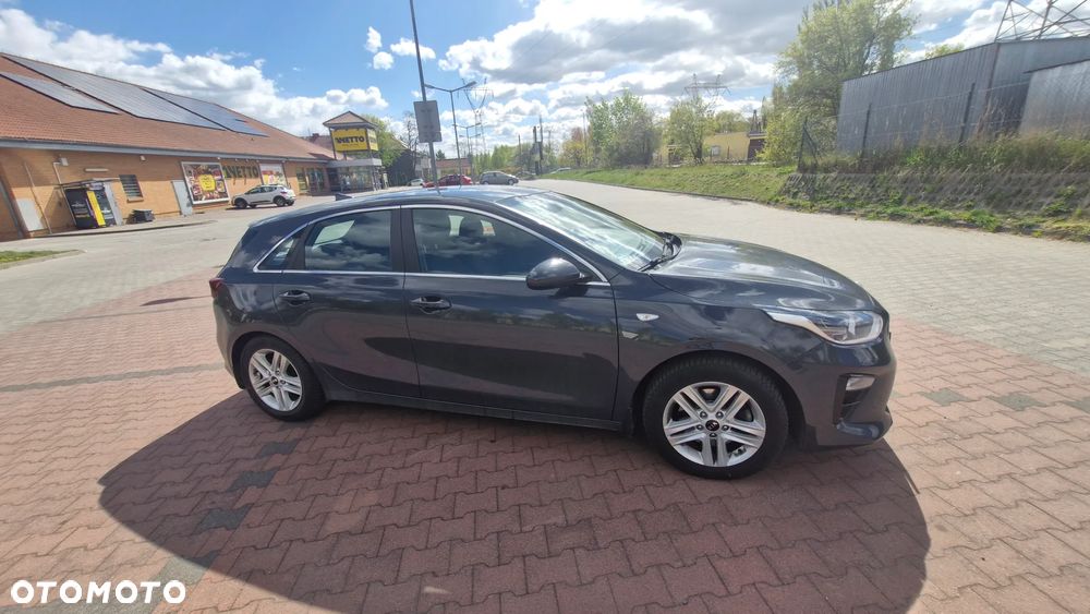 Kia Ceed 1.6 CRDi SCR M DCT - 9