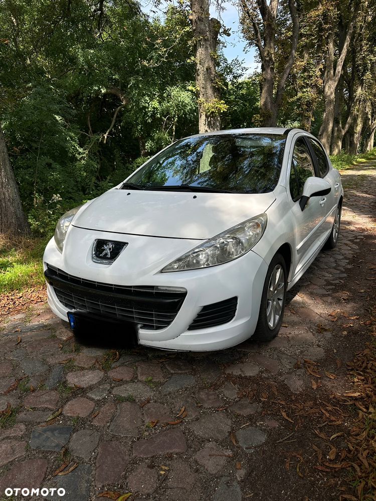 Peugeot 207 - 2