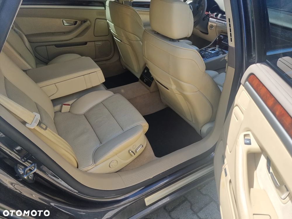 Audi A8 4.2 TDI L Quattro - 12