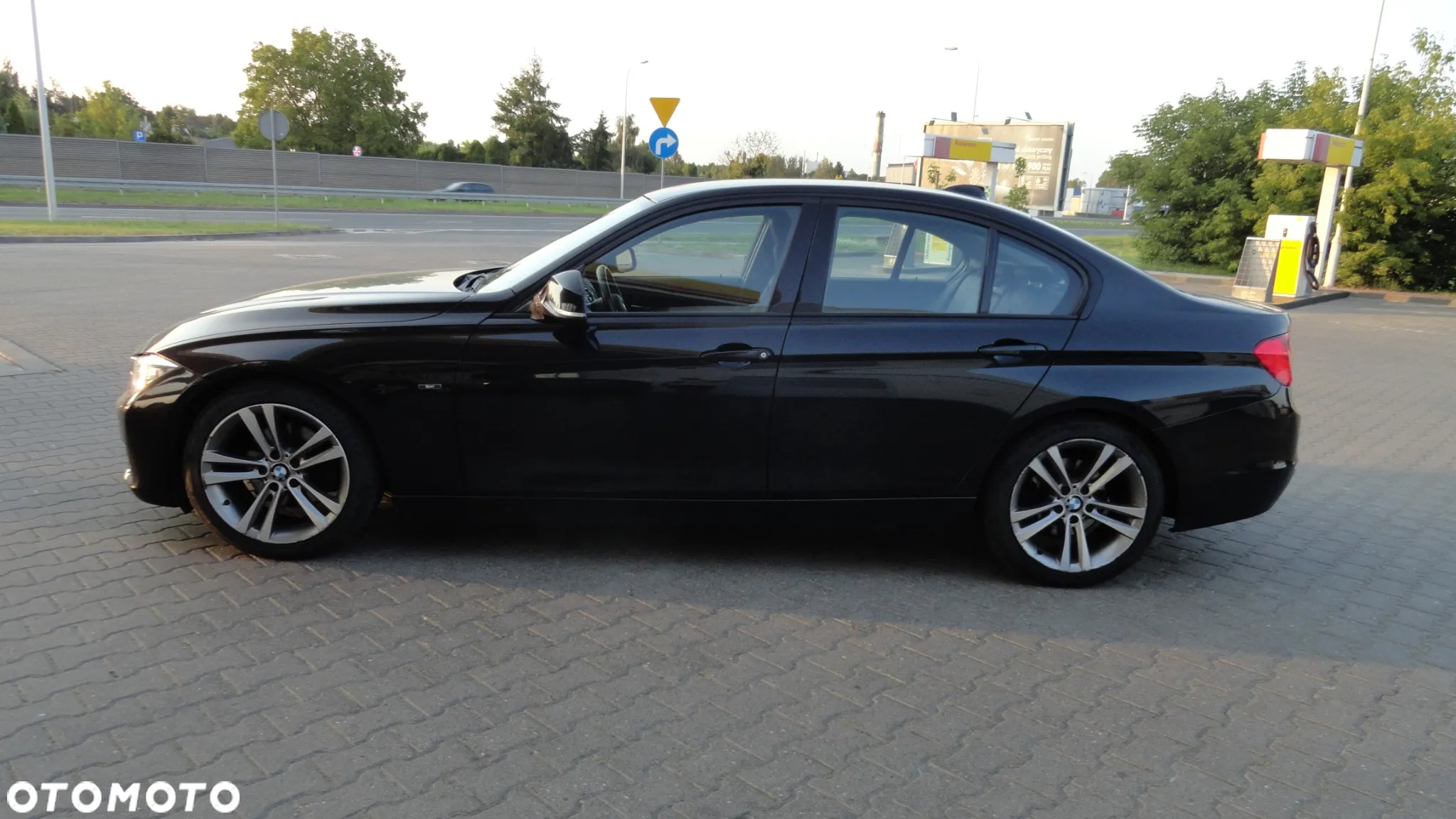 BMW Seria 3 320d - 6