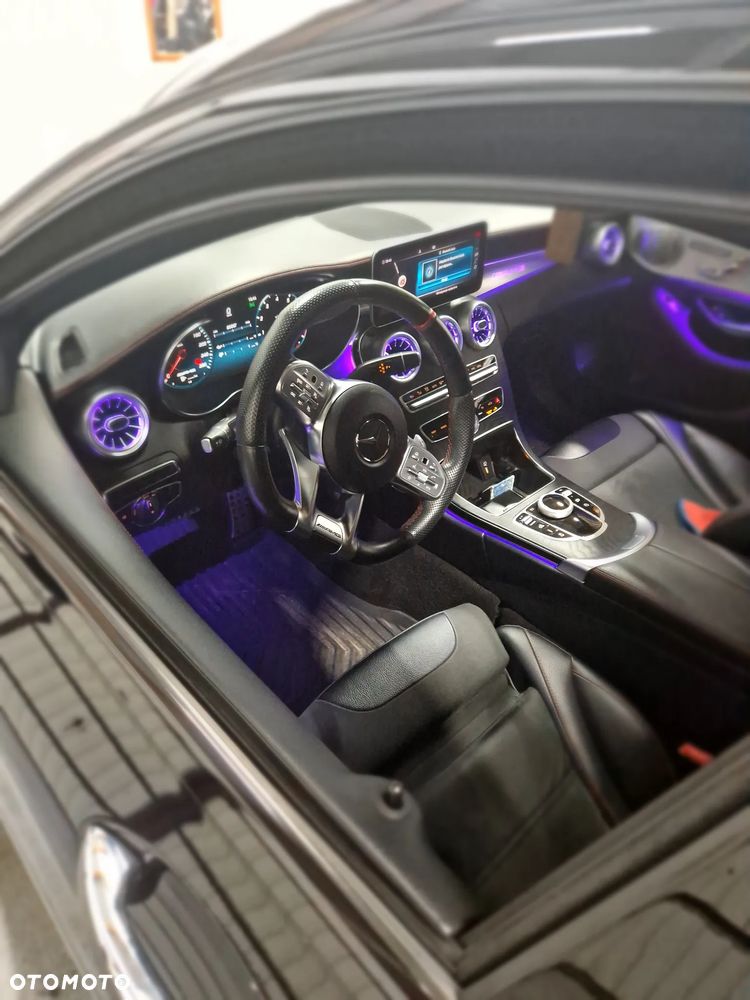 Mercedes-Benz Klasa C AMG 43 4Matic 9G-TRONIC - 25
