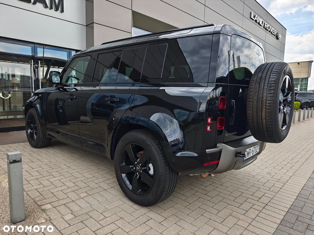 Land Rover Defender - 11
