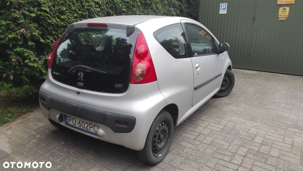 Peugeot 107 1.0 Trendy - 8