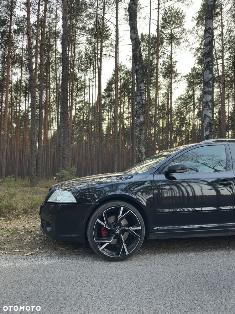 Skoda Octavia 2.0 TDI RS - 9
