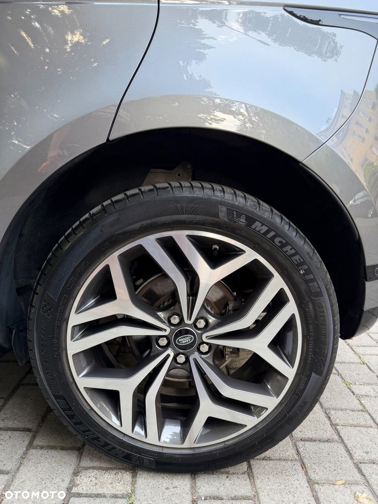 Land Rover Range Rover Evoque 2.0 D200 mHEV R-Dynamic SE - 11