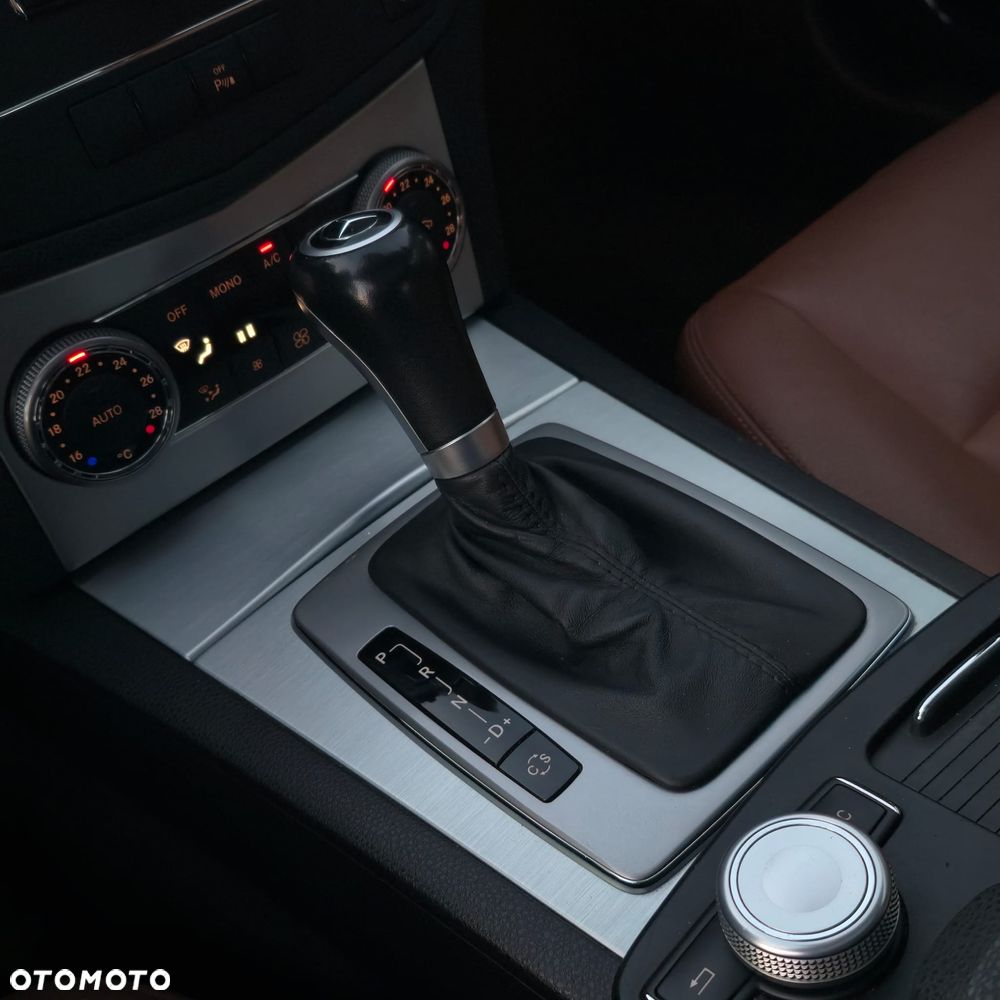 Mercedes-Benz Klasa C 180 Kompressor Automatik Avantgarde - 34