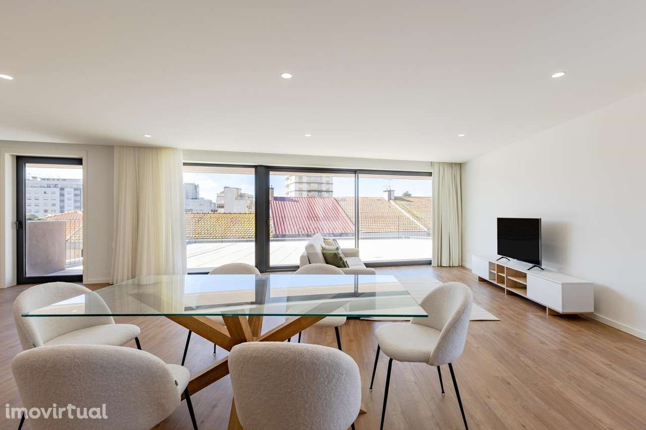 Penthouse T4 com Vista Panorâmica no Centro de Vila Nova de Gaia - Grande imagem: 4/50