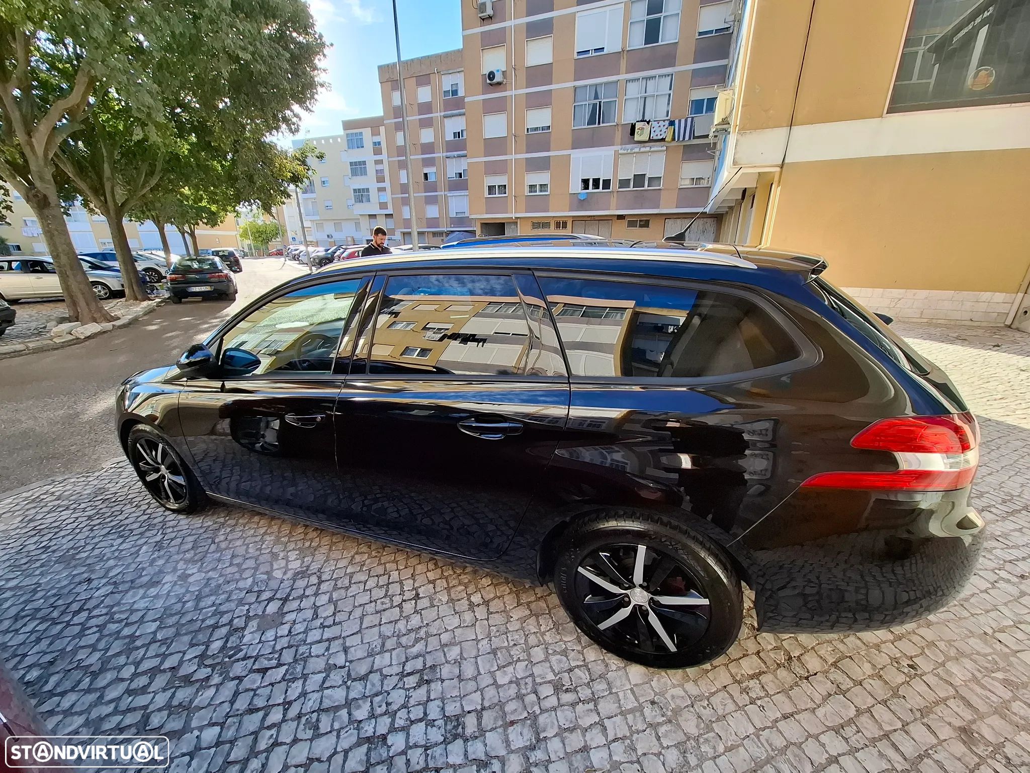 Peugeot 308 SW 1.6 e-HDi Allure - 1