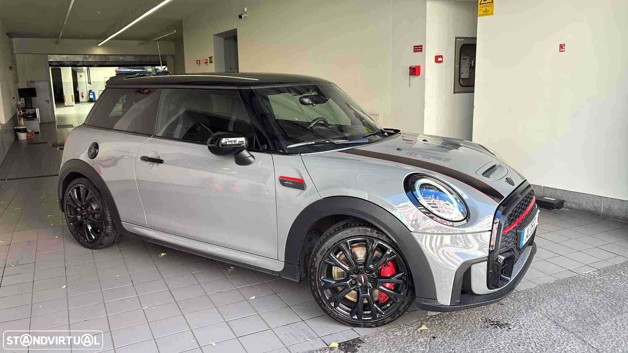 MINI 3 Portas John Cooper Works Plus Auto Desportiva - 4