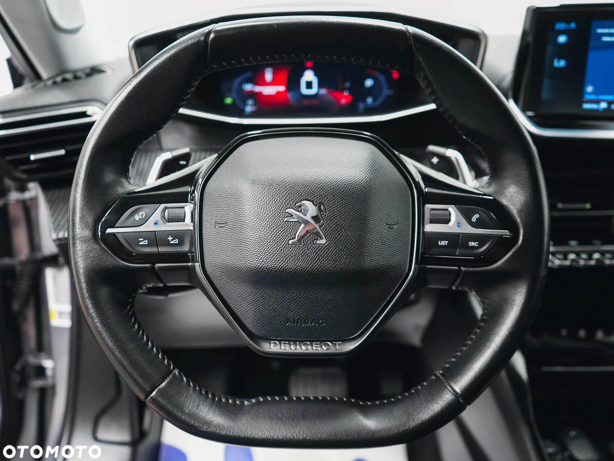 Peugeot 2008 1.5 BlueHDi Allure S&S EAT8 - 21