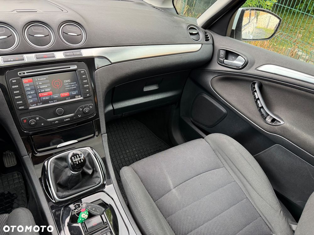 Ford S-Max 2.0 TDCi DPF Titanium X - 14
