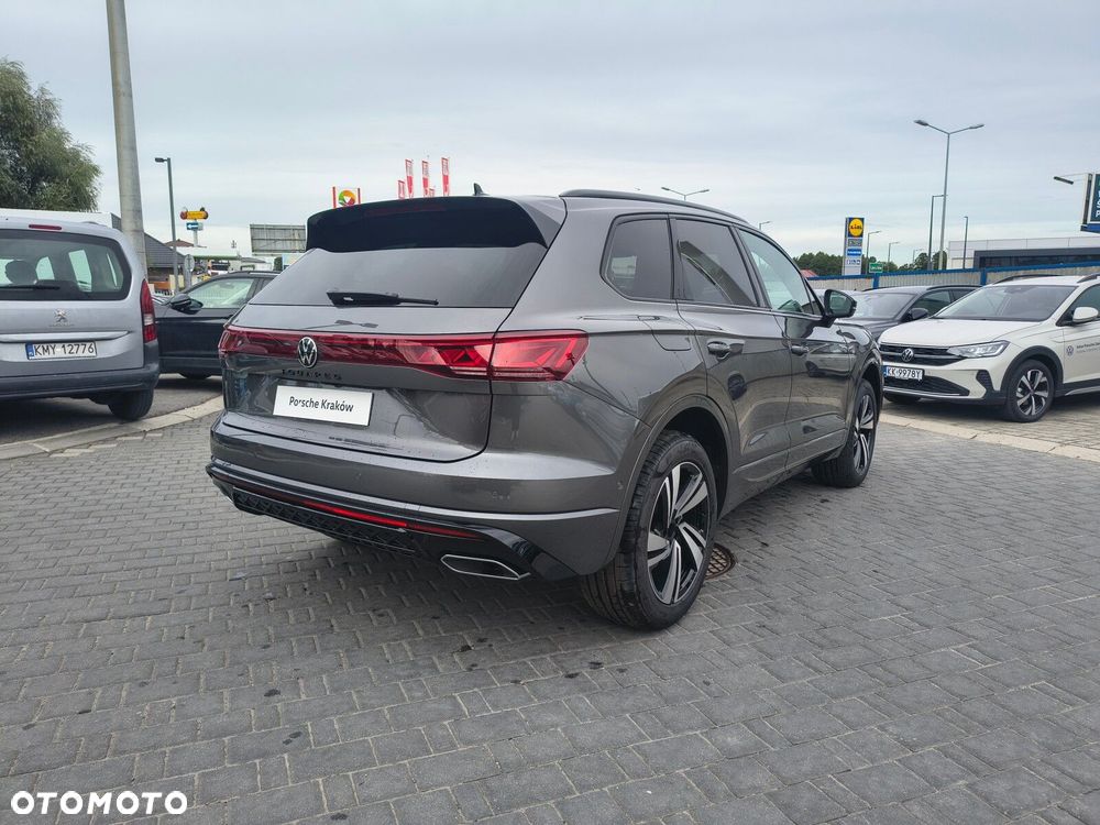 Volkswagen Touareg 3.0 V6 TDI 4Motion R-Line Final Edition - 5