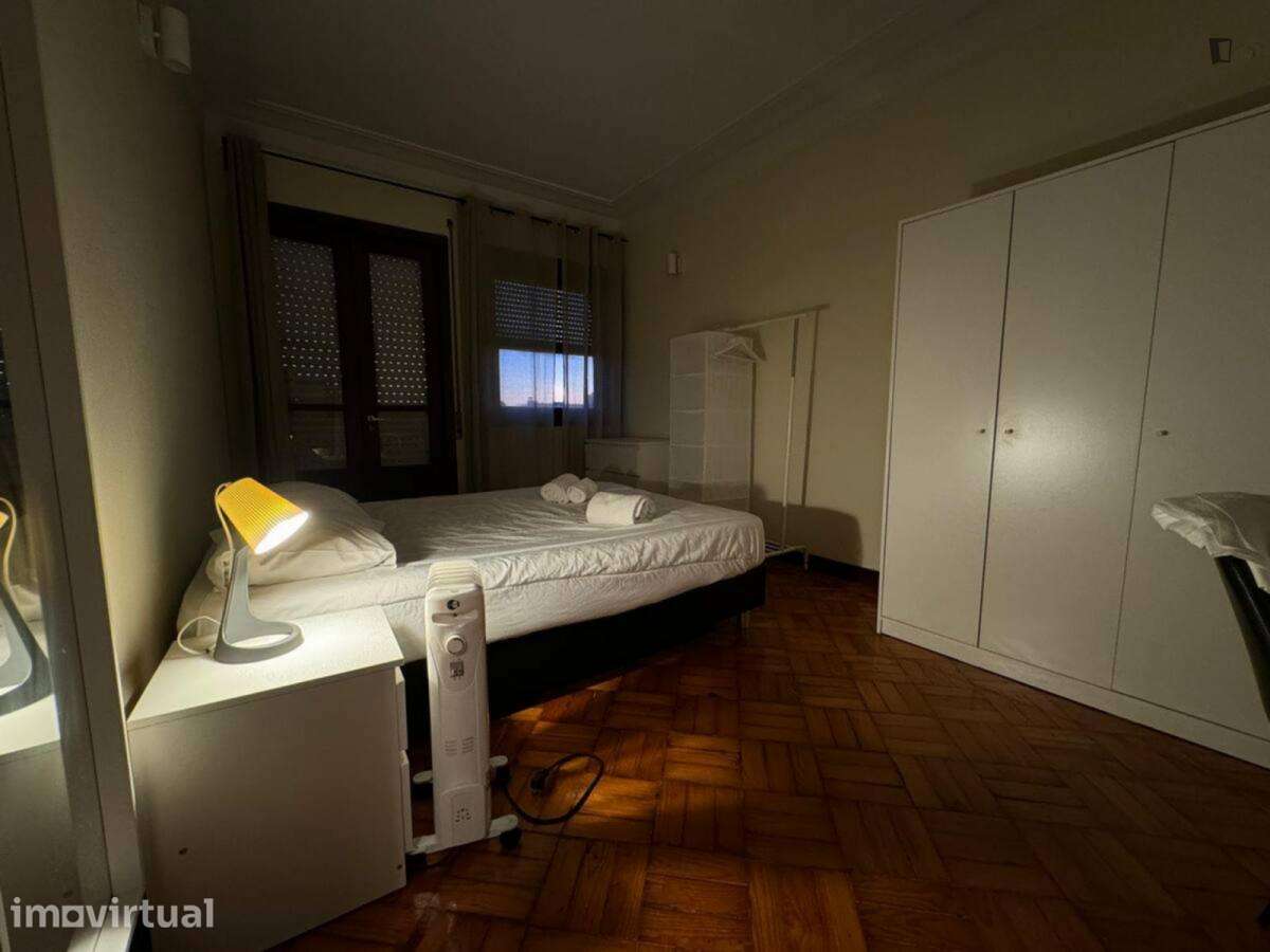 Quarto - localizado em Cedofeita Porto - Grande imagem: 2/9