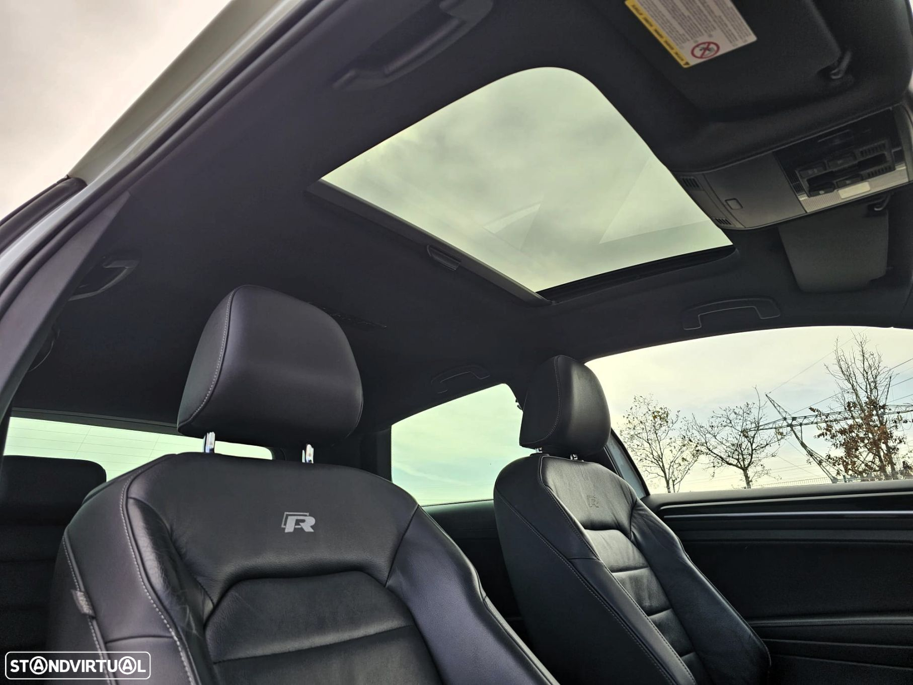 VW Golf 2.0 TSi R DSG - 21