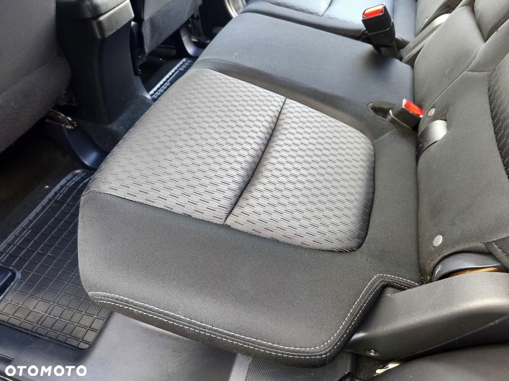 Mitsubishi Outlander 2.0 Intense 2WD - 15