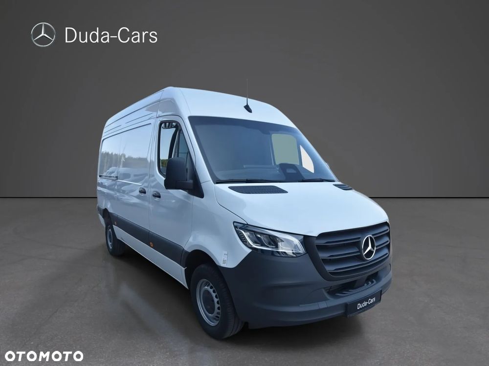 Mercedes-Benz Sprinter - 1