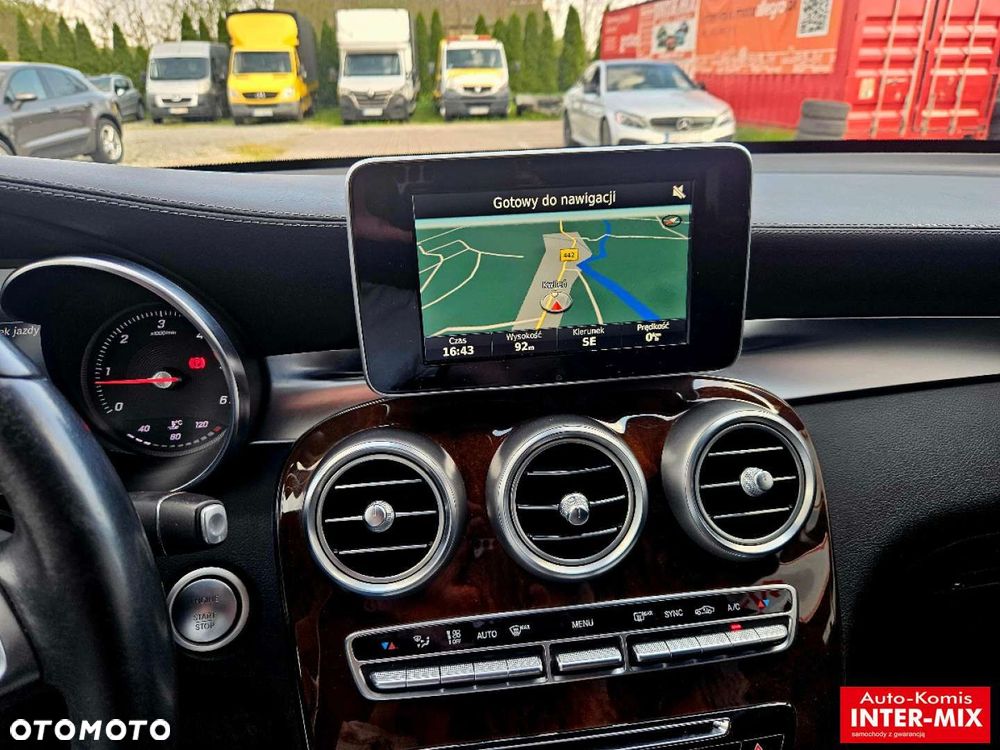 Mercedes-Benz GLC - 36