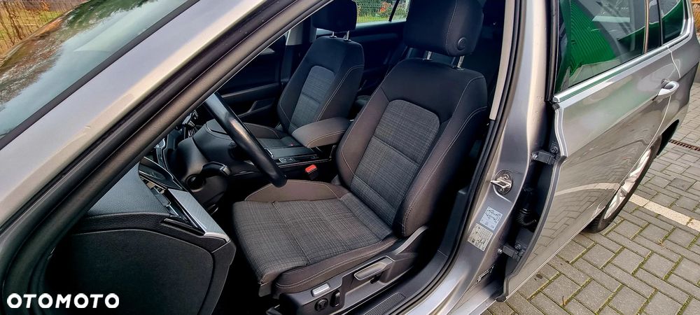 Volkswagen Passat Variant 2.0 TDI EVO Business - 14