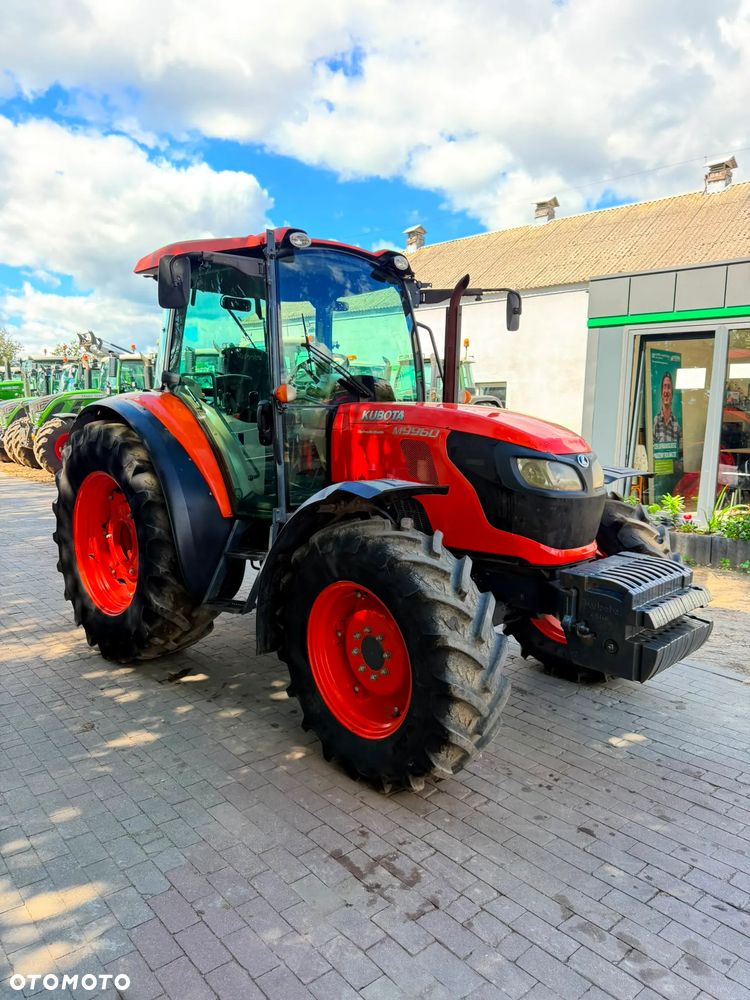 Kubota M9960 Hydraulic Shuttle - 3