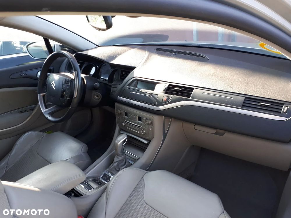 CITROEN C5 II III X7 08-12 2.7 V6 HDI LAMPKA PODSUFITKI OŚWIETLENIE KABINY - 3