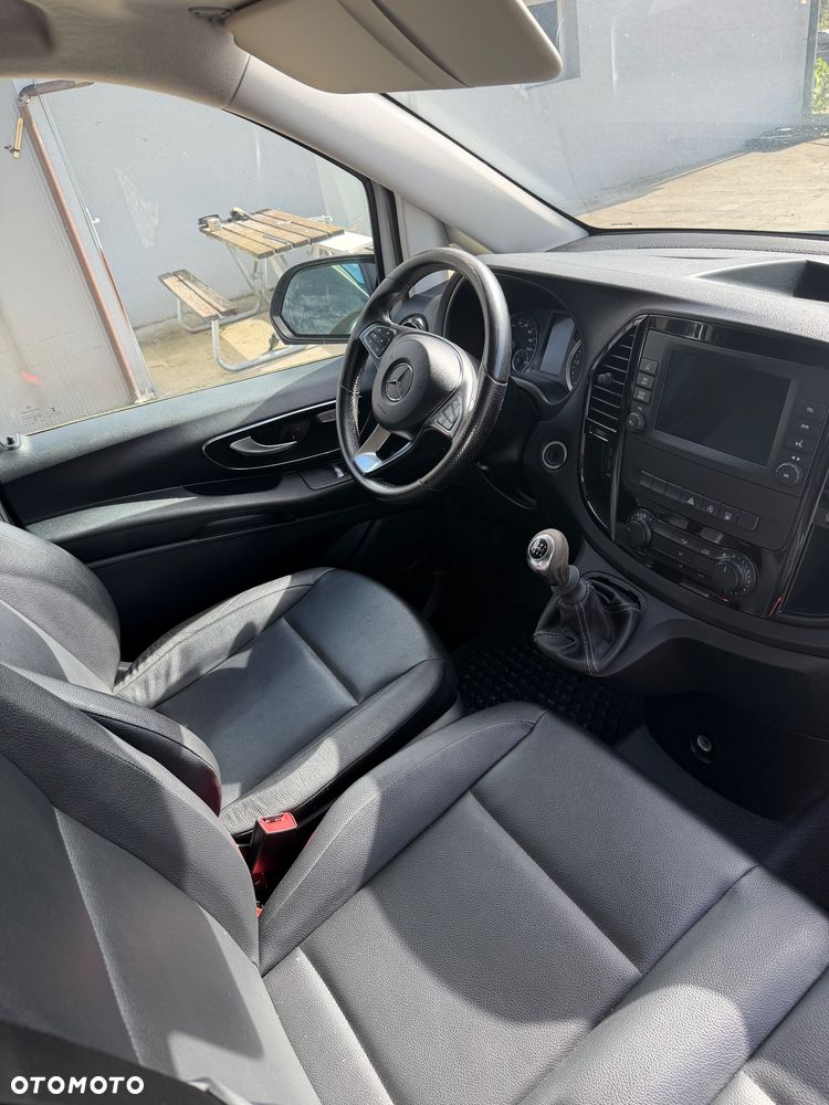 Mercedes-Benz VITO - 1